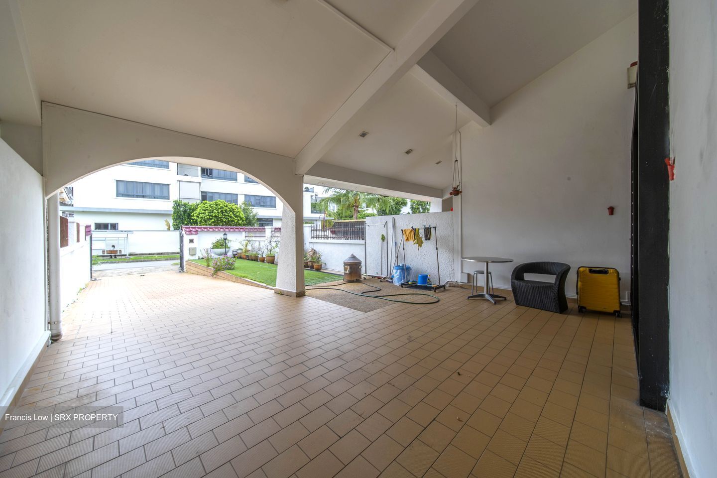 Lowland Road (D19), Terrace #588445351